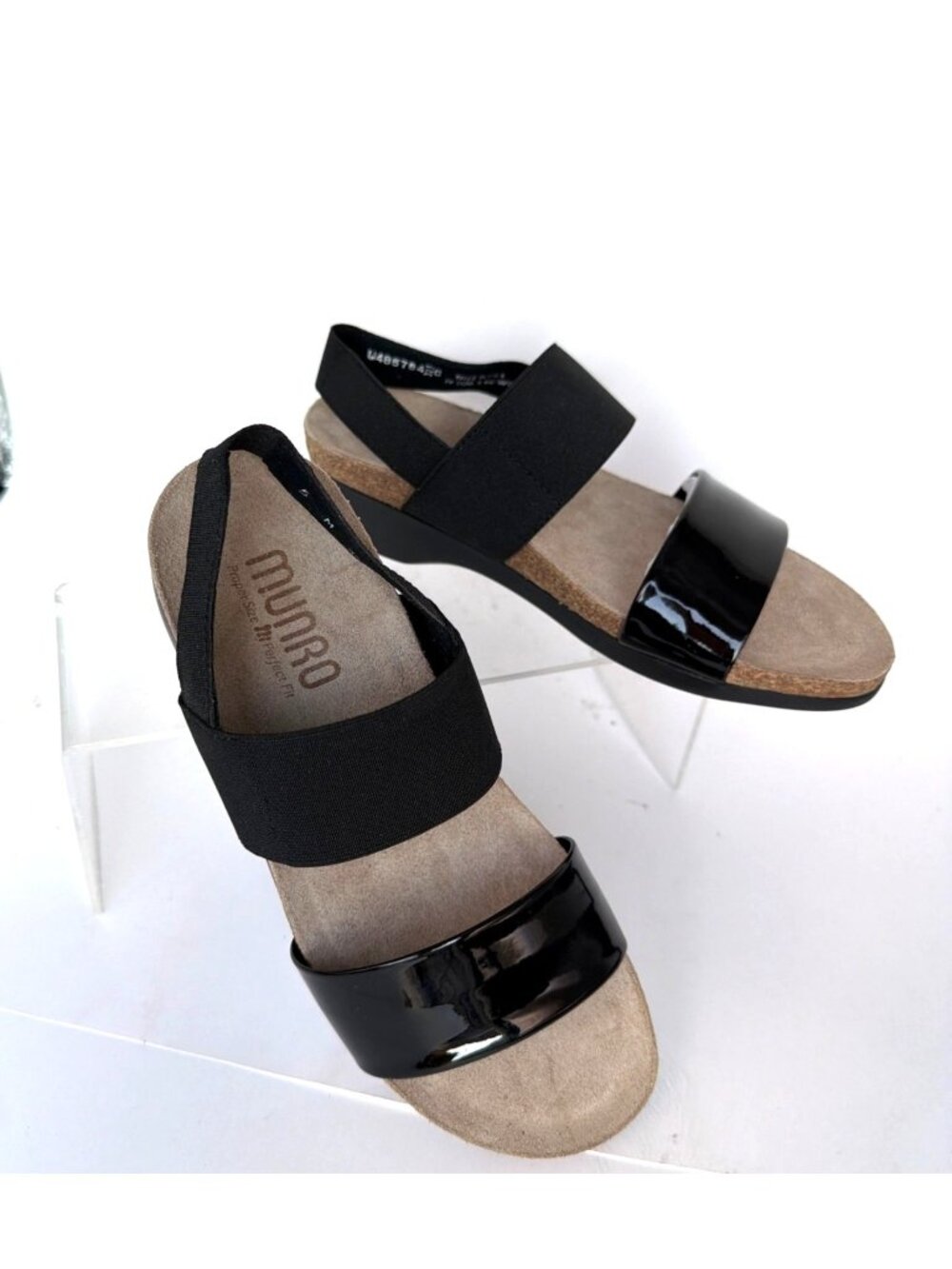 Munro Pisces Black Patent Leather Low Wedge Sandals Size 5M